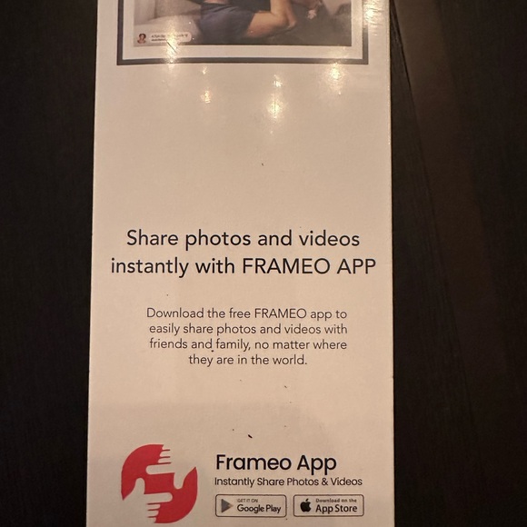 Black Smart Photo Frame - Picture 3 of 8